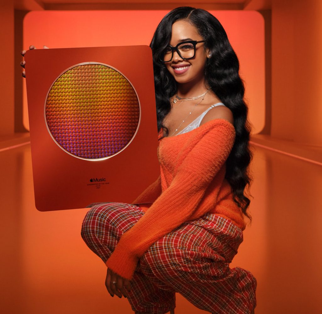 H.E.R. Apple Music Awards
