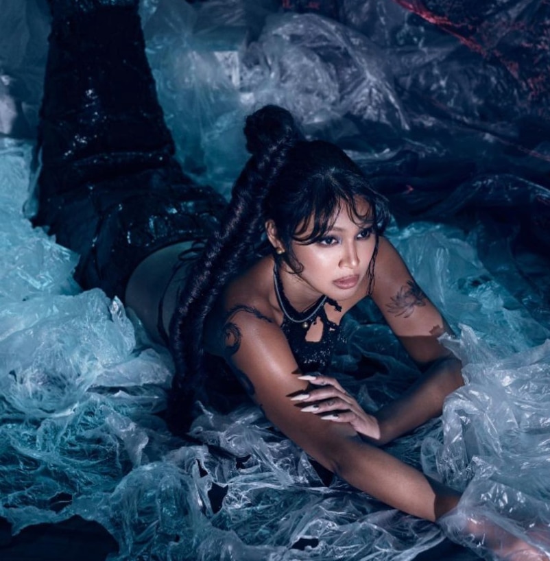 Nadine Mega Magazine 30th Anniversary