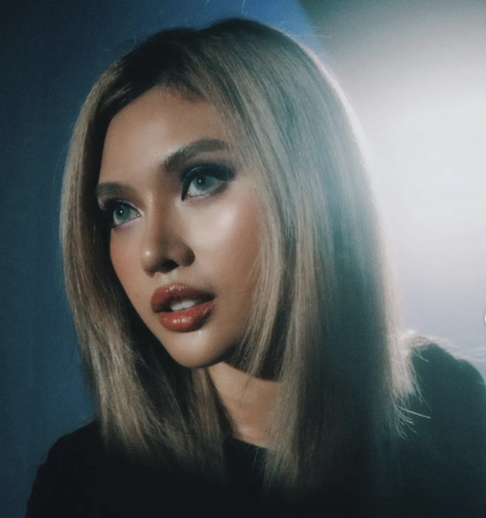 LESHA 333 Music Video