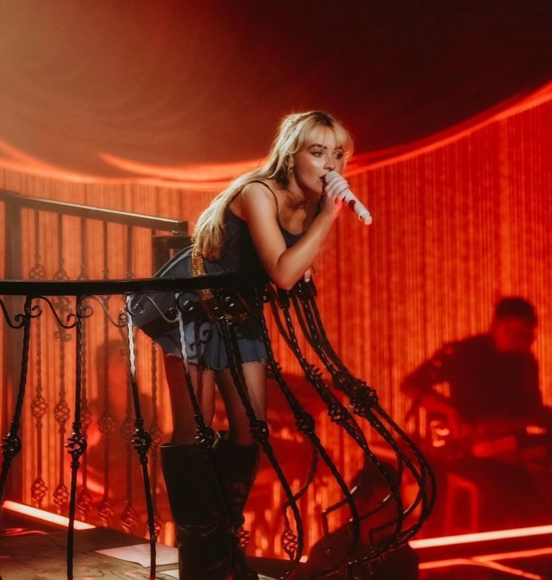 sabrina carpenter manila