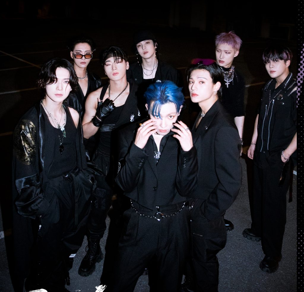 [ATEEZ] THE WORLD EP.2 OUTLAW - CONCEPT 01 [GROUP]